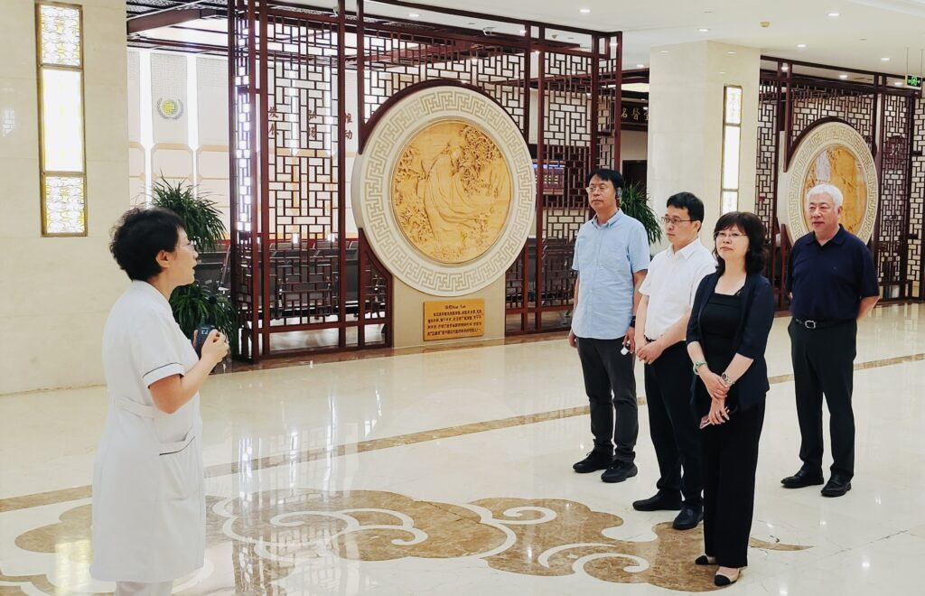 Le Centre France Chine de la Médecine Chinoise 6-1024x660 Le CFCMC élabore avec le Premier Hôpital affilié de l'Université de médecine chinoise de Tianjin un plan ambitieux pour l'internationalisation de la médecine chinoise
